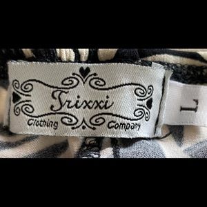 Trixxi black and white floral tie top dress.